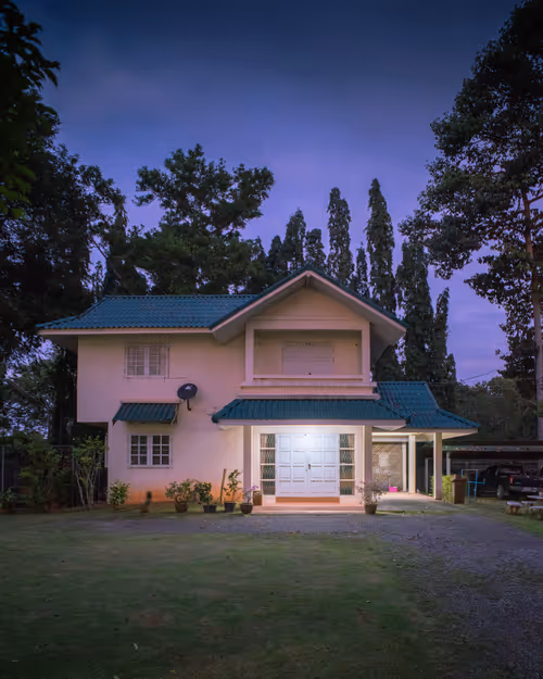 Item #105025572156970423279806083631740089086586526732791604564462751980216138072065 Media