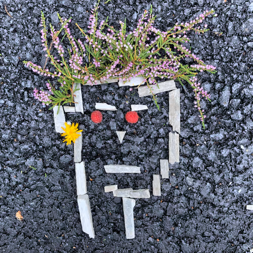 Item #98107617753721193587173935520703534334244090805083319737588344739207256735745 Media