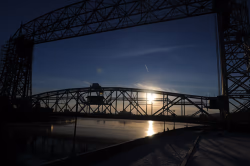 Item #77583281568737235436217946850455306889185240163730885588302184210886599639041 Media