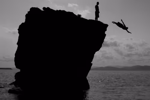 Item #89941232778001750328506202781150262804978379678405675417554418848689964449793 Media