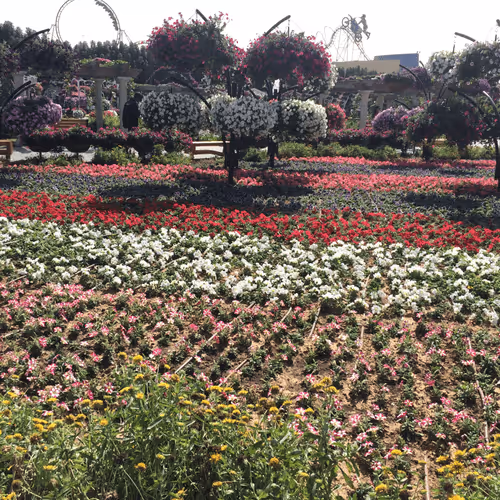 Item #13968726059347532090623550307795009463851395019365410599953871051041173243552 Media