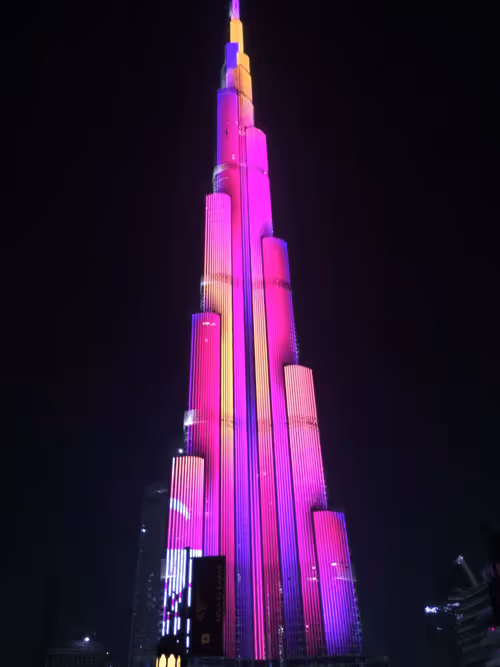 Item #13968726059347532090623550307795009463851395019365410599953870957582684882592 Media