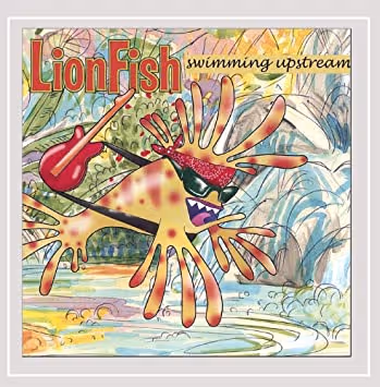 Lionfishswimmingupstream