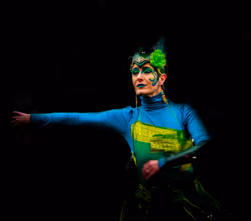 Item #96654180459786492011417329863046132352424150104116042960600082585217279197185 Media