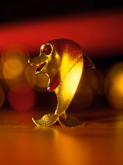 Item #45294532449316600606370392067039985018093758471773163222083530785441034797057 Media