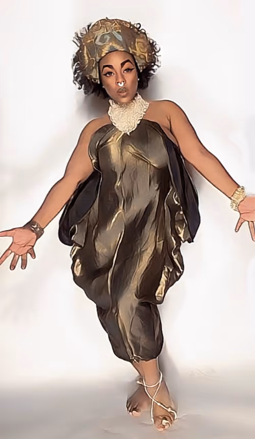 Item #53292879114345445565964811173152864094673244551280958456126390169917687070820 Media