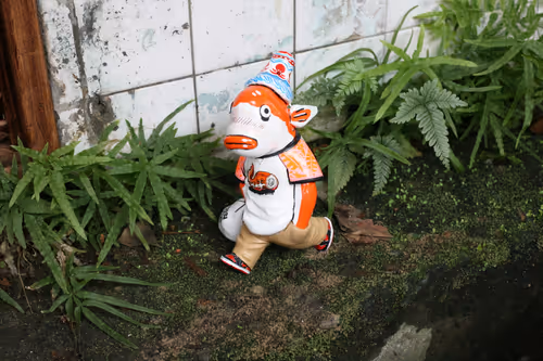 Item #84041861928889596931357125024199981362107253643573489116939394530282318069761 Media