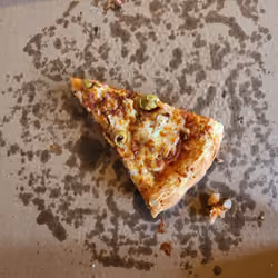THE LAST SLICE!  The Original International Pizza Share
