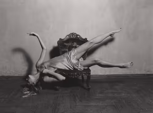 Item #50867123626424774834261631235437206087051938967624587772037365403808966901761 Media