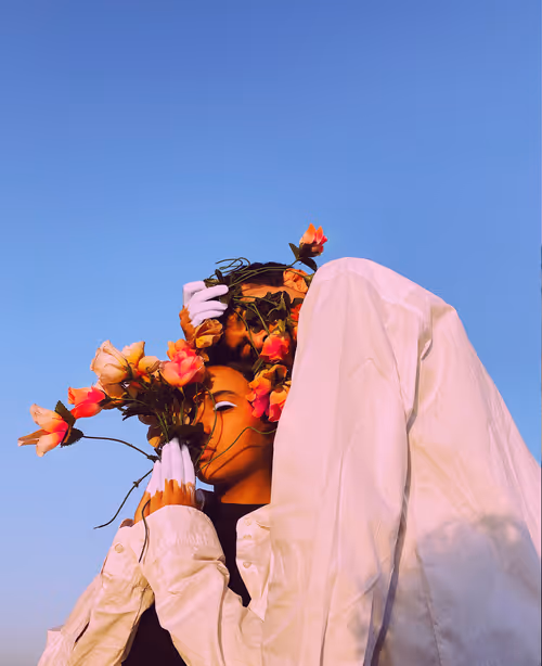 Item #63324450979353932572546796381388974853561747879606244592105116270069557493761 Media