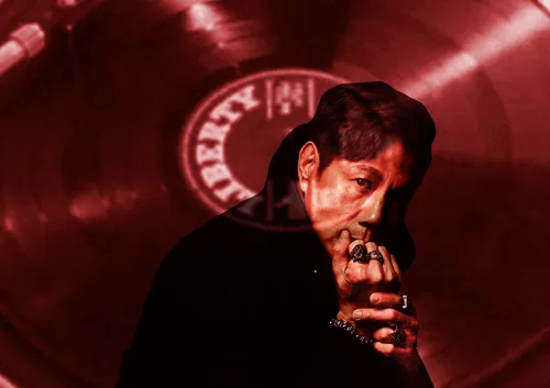 Item #43625546373441555197744725399784168428543911619625481615204060254749583212545 Media