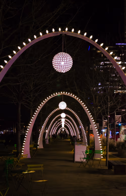 Item #83625231168864970045539605410069256261495624931970233410894617927671749804033 Media