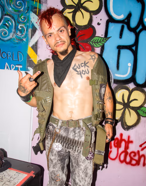 Item #85378107735350139676799835932108961079264188531915192837900995866516023934977 Media