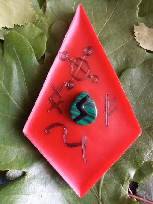 Item #22792768105516219137734071195640847158683865628995080941941242335881871753217 Media