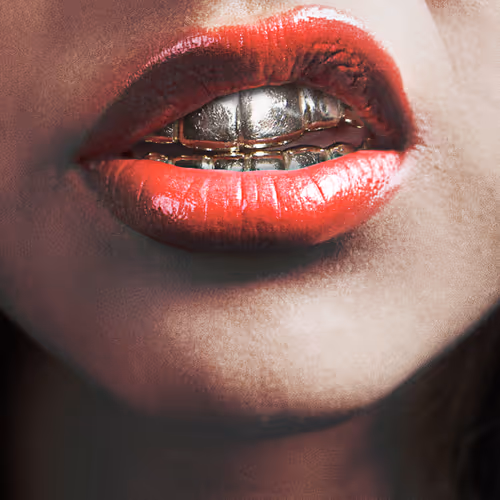 Item #97255366407001210161876925537189396486612170582881870856049407194645925986305 Media