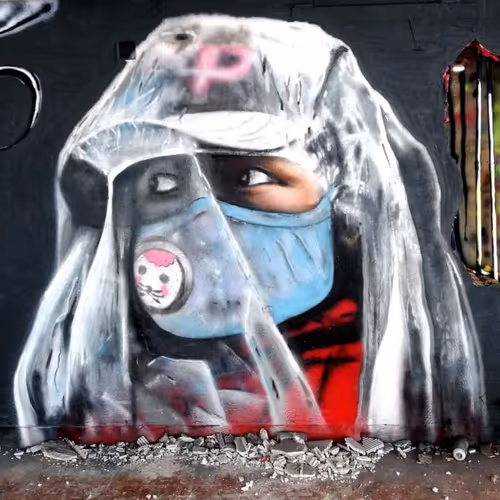 Item #94495637034979169517763843843468171366693057779765286237062771942342464110595 Media