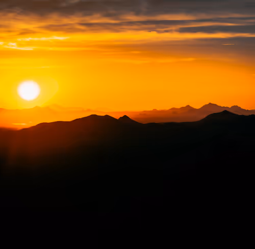 Item #36803766187647196690517014366493952358167166362150973793678746545566209015809 Media