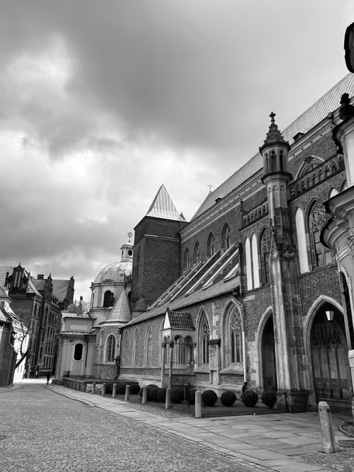 Item #35811020408419316992194676443438384062467997144569780966397288035157643624449 Media