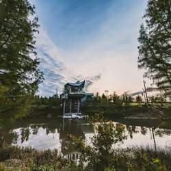 Flourishing Boathouse