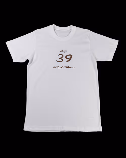 Item #7360410042350019130668574472848643054574584641924827583927040811810634596353 Media