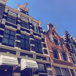 81502579898277150353033734927483914682173799916853565085596411627960598003713