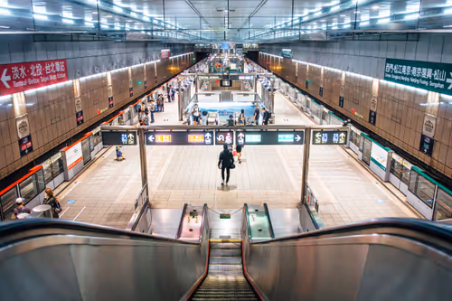 Item #42392629479489844342041238992722917738846266966173652433249185931832810536961 Media