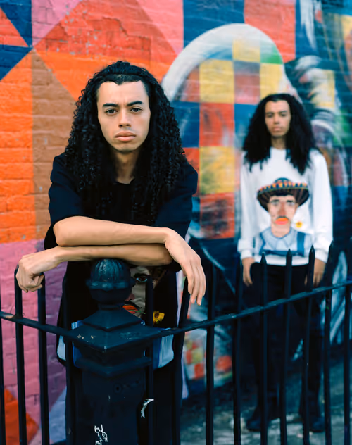 Item #55009236754177688704712285819362994549214138196257374091251074560742318407681 Media