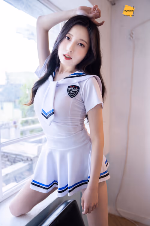 Item #33981679236201052813721680009175718252533765266182191618853921718979478421505 Media