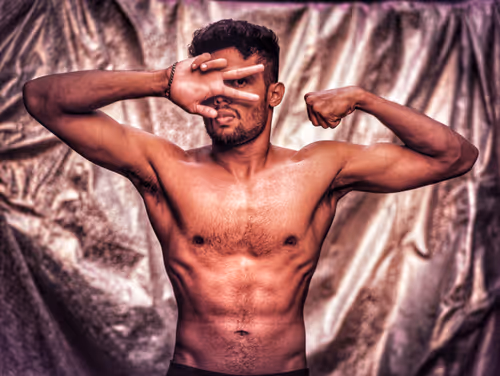 Item #111882874370957558810680565141752183929504286661147216802876156176690854232065 Media