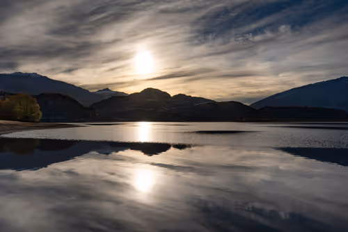 Item #108547290172068983727785202246252609350304201814617164826611776851210548543489 Media