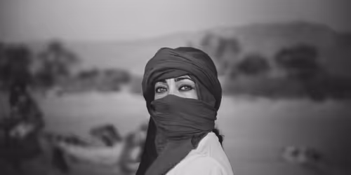 Item #20227266665588933887433646525944193582214398073362210482920990811756028755969 Media