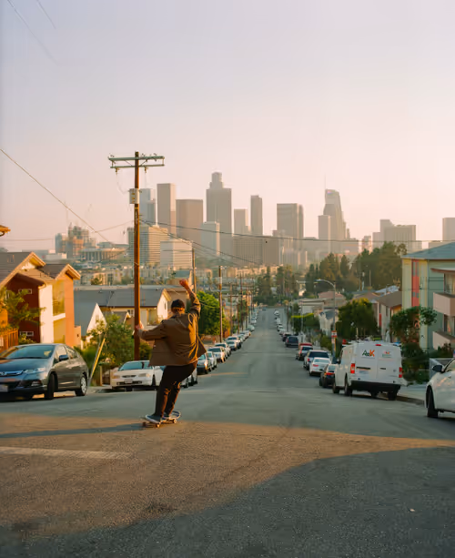 Item #74180388987835072097633391580607238135275622999050710486878638603112303034369 Media