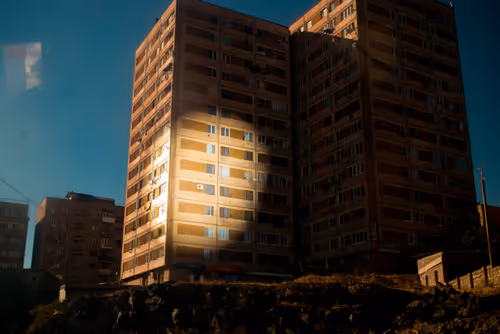 Item #8293050977498067439738640211663030445621008093446820664285481059186691276801 Media