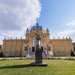 Day Timelapse • Fine Arts Pavilion  in Zagreb