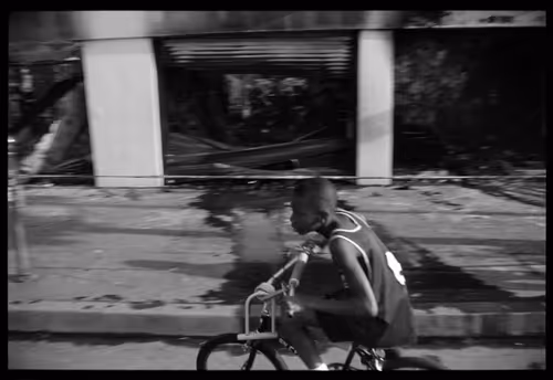 Item #92944060732368966215295016387630966585309105255455706870205160041451989499905 Media