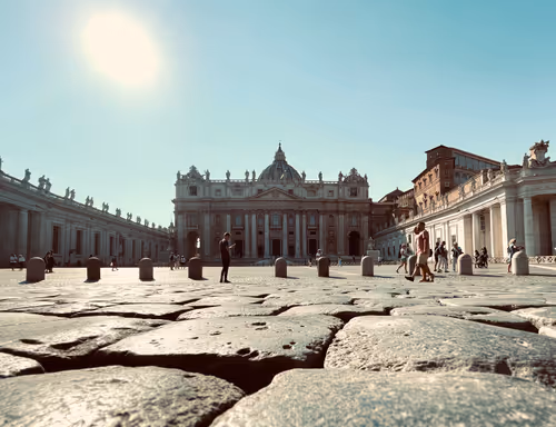 Item #106962716921335990762713992472161684452961633480742312471954214557938649923587 Media