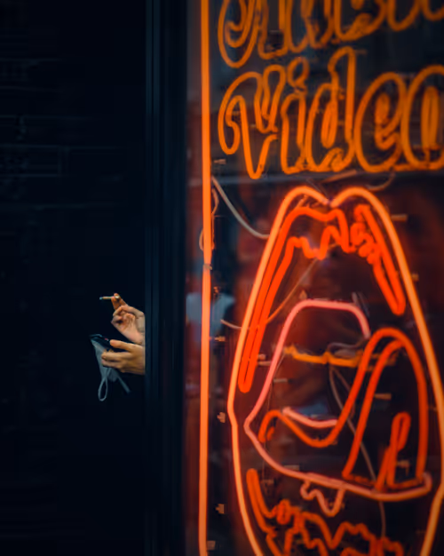 Item #40803948805733902503206790242543347265364336779031956004937443685251848077313 Media