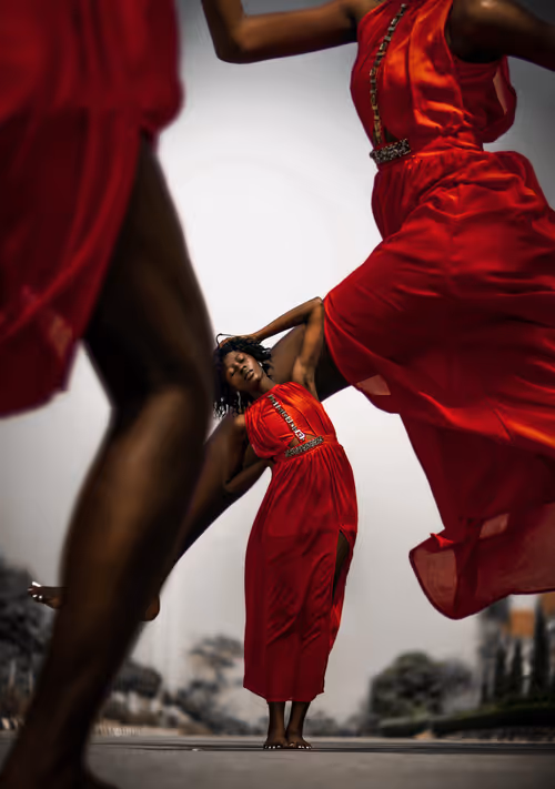 Item #51082641443820473803318409807995596753001585459316189646274989745586984452097 Media