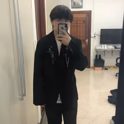 SUITED CHAIN TANG #09