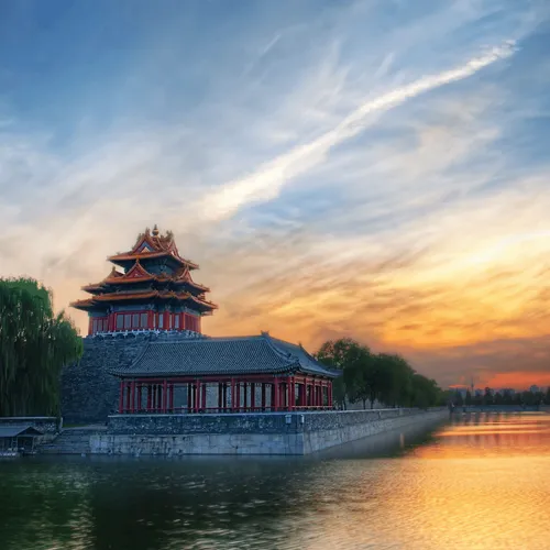 Item #96475701516811371815276227977766131962669887094423874457871336854227263684609 Media