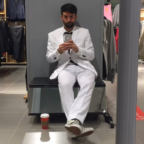 Item #114219246176259511004060239479989448053301495982919101855459710204708808294401 Media