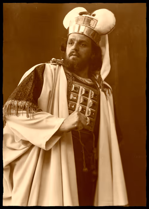 Item #53706928691254762146415968452705327218732098500173756141491068771639534551041 Media