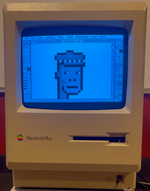 Item #71726801684445447248434831932165511436649228798238682159683429383965381754881 Media