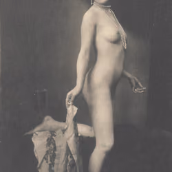 VintageNude10