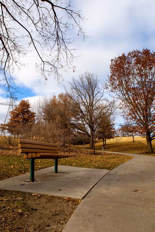 Item #19684374529110288056520570276703370007863893692966726326193838118493417897985 Media