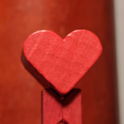 Heart Stand