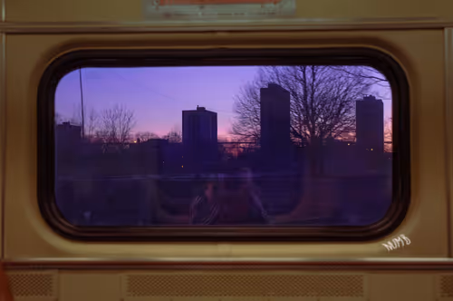 Item #56001494640685289430780016562963484230812626650403899750945012715614747230209 Media