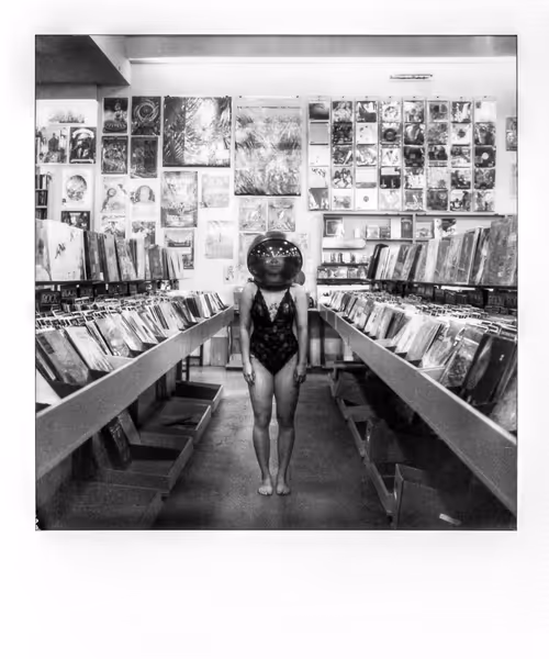 Item #10620290363906357168813205478457597742502191214056640616946314087535258632193 Media