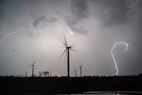 Item #76753609557618040316569819233018688954602367077882329360874187573105900126209 Media