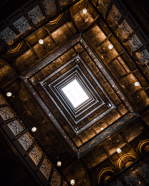 Item #105819432039991356871539175875107958299838603691717626560117154034618105593857 Media